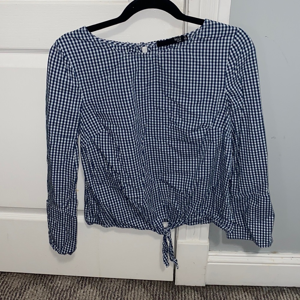 Checkered top